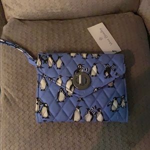 🐧🌺PLAYFUL PENGUINS IN BLUE WRISTLET